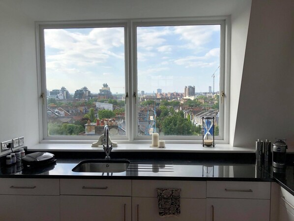 Apartment, 1 Bedroom | Private kitchen - Eson2 - Stylish Apartment near Clapham (London)