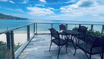 Apartemen Keluarga, pemandangan samudra | Teras/patio