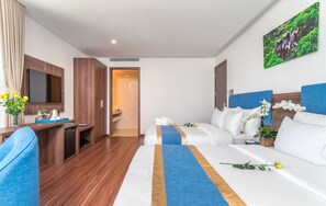 1 Schlafzimmer, hochwertige Bettwaren, Daunenbettdecken
