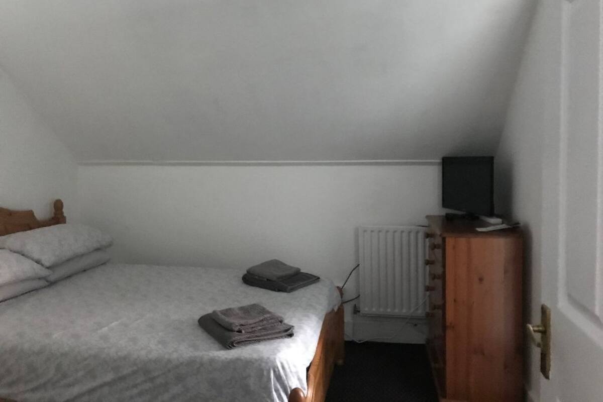 Iron/ironing board (on request), free WiFi, bed sheets