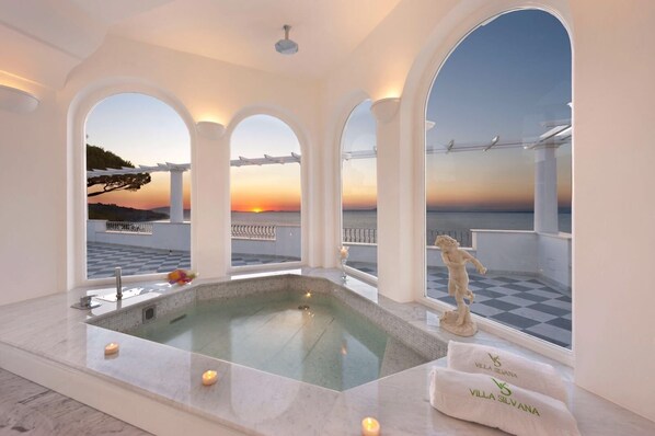 Deluxe Suite, Jetted Tub, Sea View | View from room
