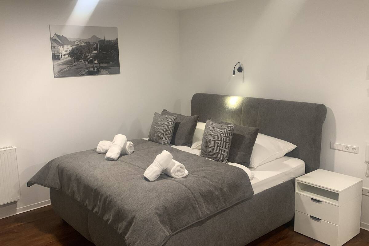 comfort quadruple room, multiple beds | 1 bedroom, iron/ironing board, free wifi, bed sheets