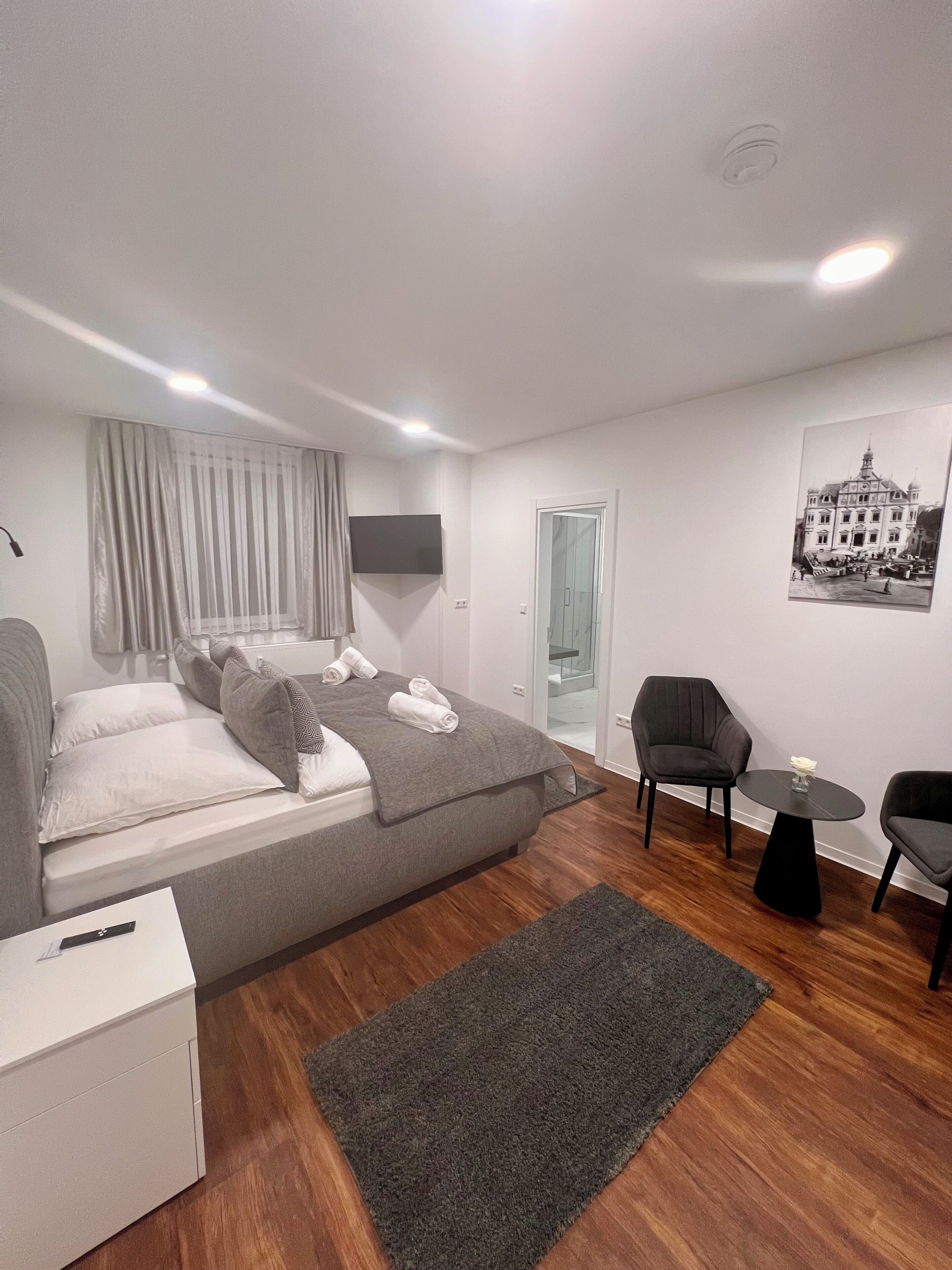 comfort double room | 1 bedroom, iron/ironing board, free wifi, bed sheets