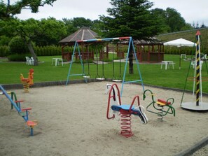 Children’s area - Hostal Restaurante La Casilla (Guitiriz)