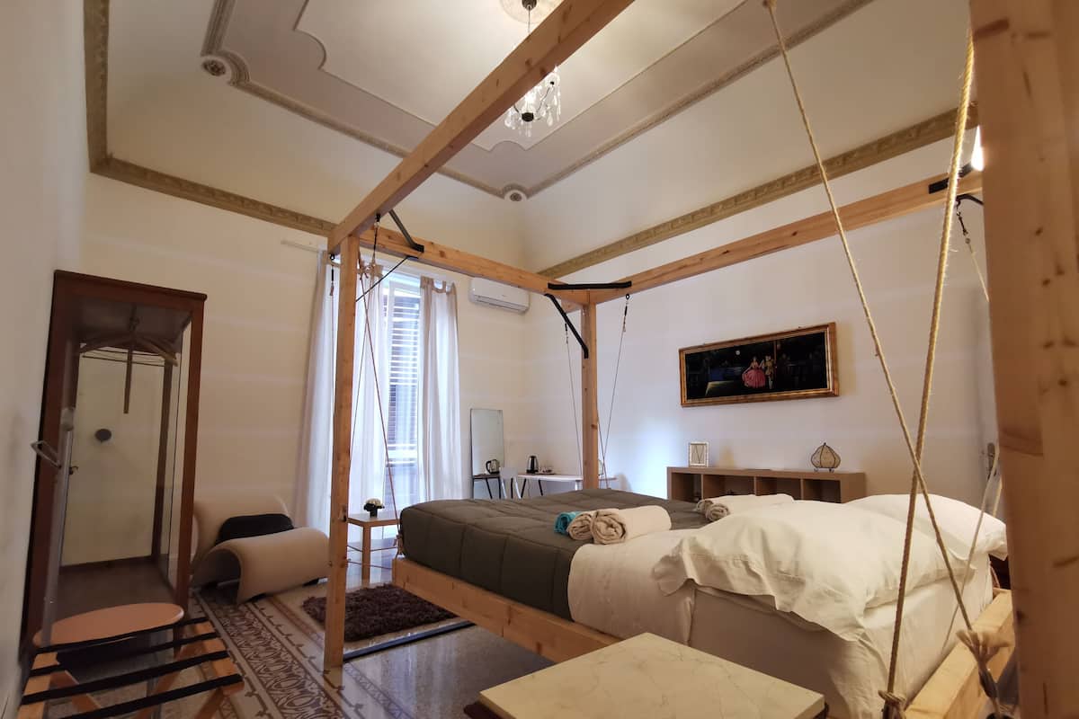 Design Double Room, 1 Katil Kelamin (Double), Private Bathroom | 1 bilik tidur, dihias secara berasingan