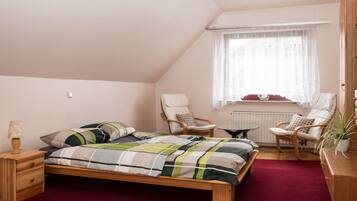 Family Room | Iron/ironing board, free cribs/infant beds, free WiFi, bed sheets