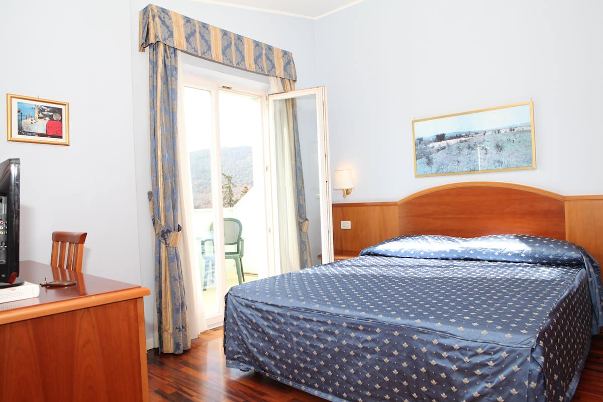 double or twin room | egyptian cotton sheets, premium bedding, minibar, in-room safe