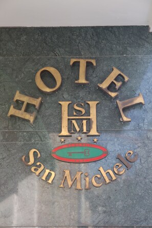 Property entrance - Hotel San Michele (L'Aquila)