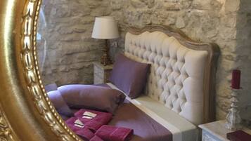 Superior Double Room (Grace Kelly) | Down duvets, in-room safe, individually furnished, free WiFi