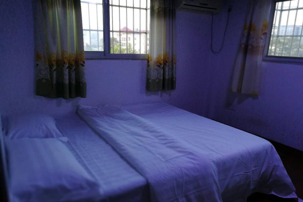 Zimmer, 1 Doppelbett | Schreibtisch, Verdunkelungsvorhänge, kostenloses WLAN