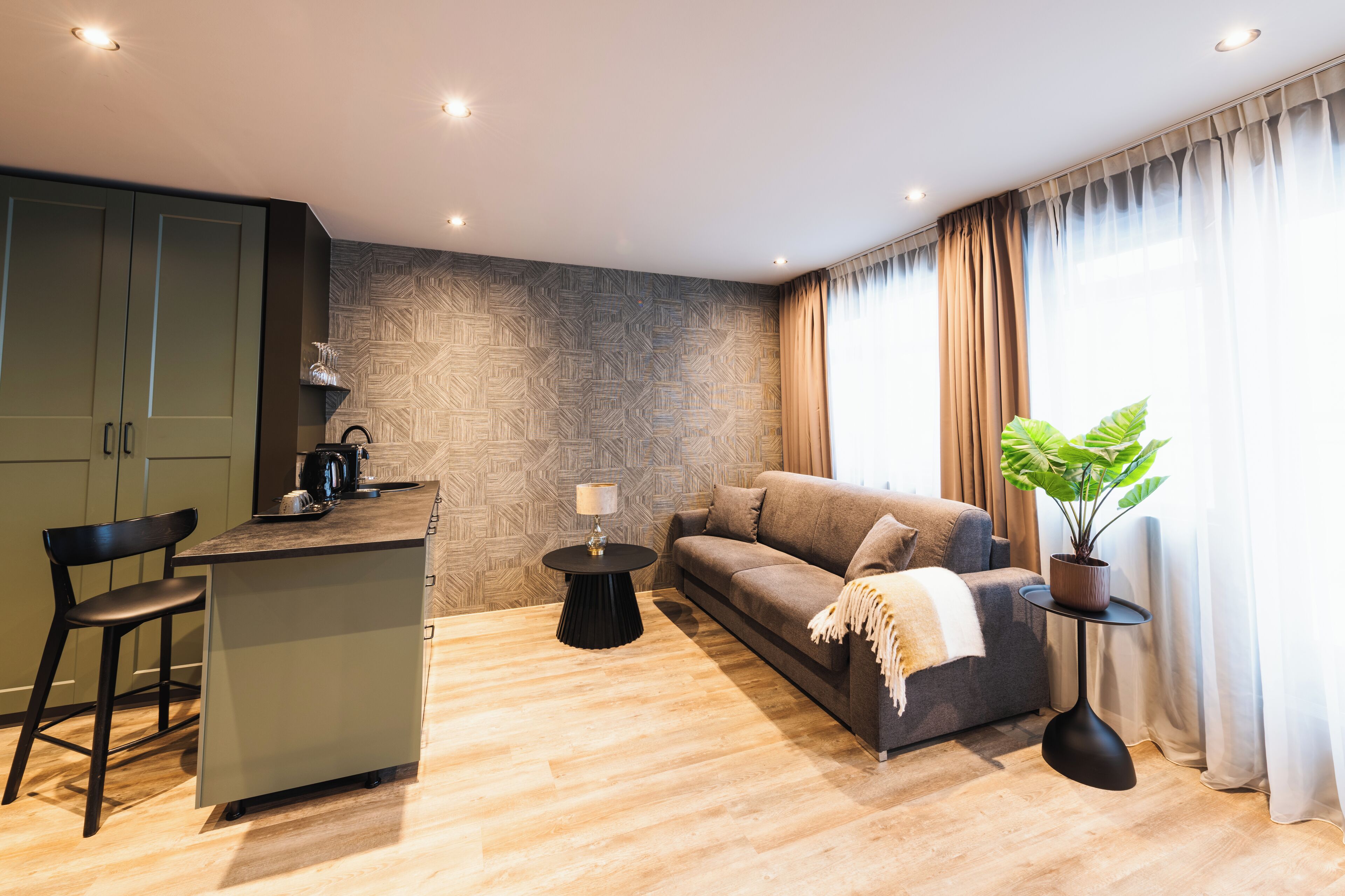 Clll - Executive Suite | Blackout drapes, free WiFi, bed sheets