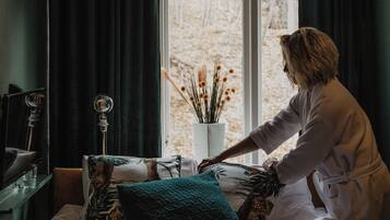 Basic enkelrum (Private External Bathroom) | Individuell inredning, unika möbler och mörkläggningsgardiner