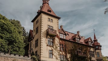Esterni