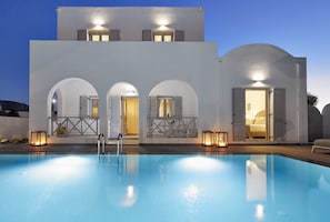 Pool - Tramonto Private Villa (Santorini)