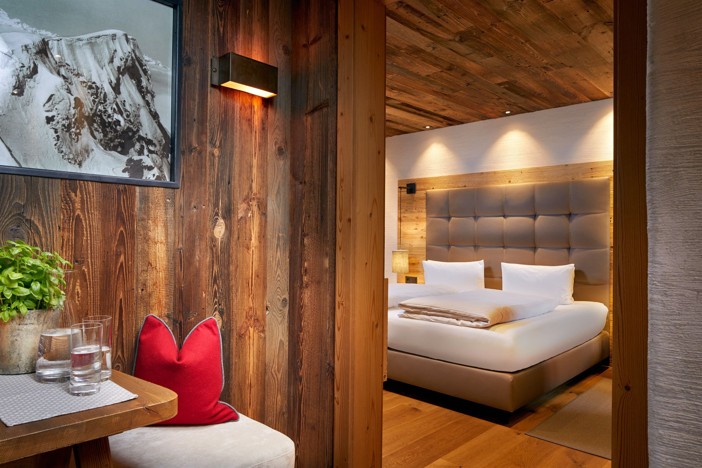 1 bedroom, premium bedding, memory-foam beds, in-room safe