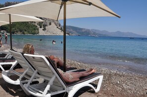 Beach nearby - Lale Hotel (Marmaris)
