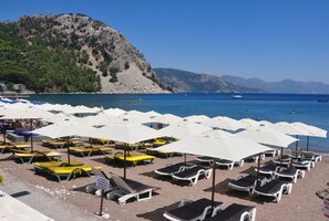 Beach nearby - Lale Hotel (Marmaris)