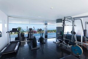 Fitness facility - Sunset Plaza by Wachinee (Karon)