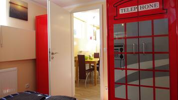 Mobile Home Exclusif (Lorenzo add. cleaning fee 80 EUR) | Décoration personnalisée, ameublement personnalisé