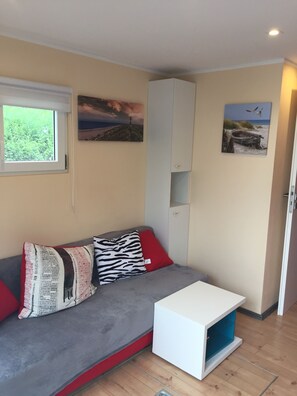 Living area - Sportboote Bornheim (Bornheim)