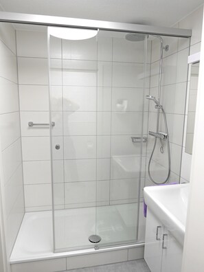 Douche de la salle de bain