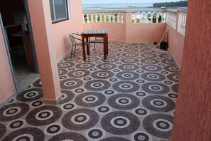 Apartment, 2 Bedrooms | Terrace/patio