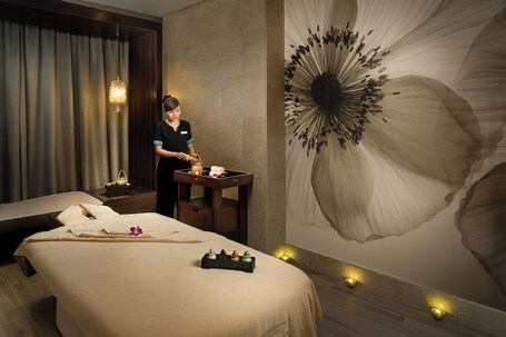 Beach Rotana Residences - Image 23