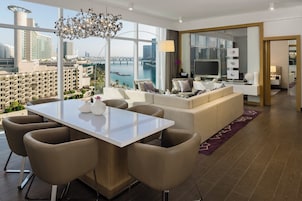 Flat-screen TV, foosball, table tennis, heated floors
