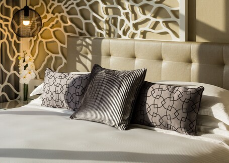 Beach Rotana Residences - Image 51