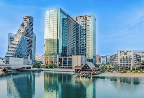 Beach Rotana Residences