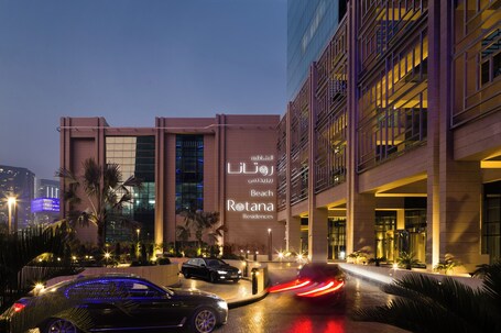Beach Rotana Residences - Image 4
