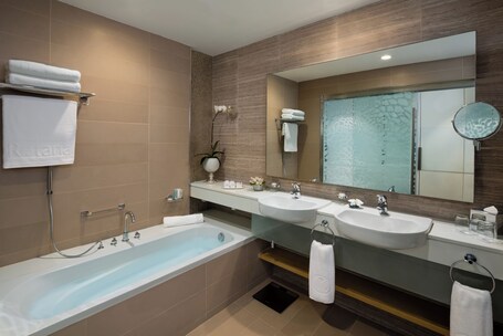 Beach Rotana Residences - Image 25