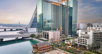 Beach Rotana Residences