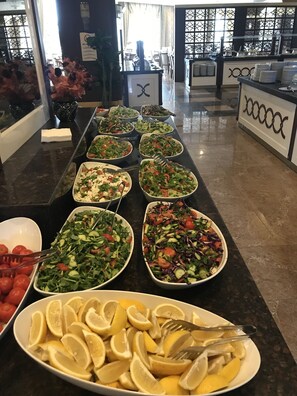 Buffet - Throne Beach Resort & Spa (Manavgat)