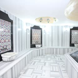 Sauna, steam room, Turkish bath/hammam, body treatments, aromatherapy