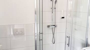 Towels, soap, shampoo, toilet paper