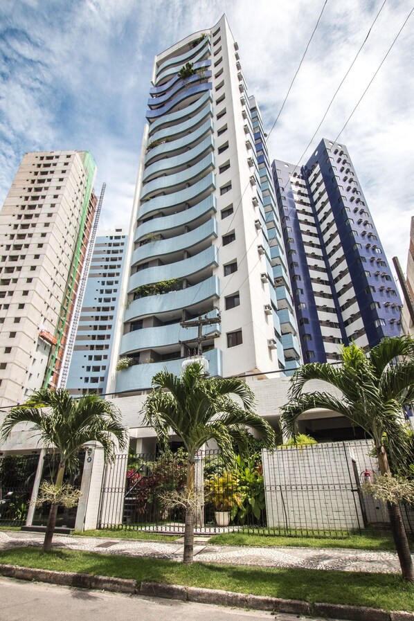 Exterior - PIP201 Cozy flat in Boa Viagem 4 people. (Recife)