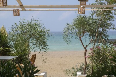 Naz Beach Bungalow
