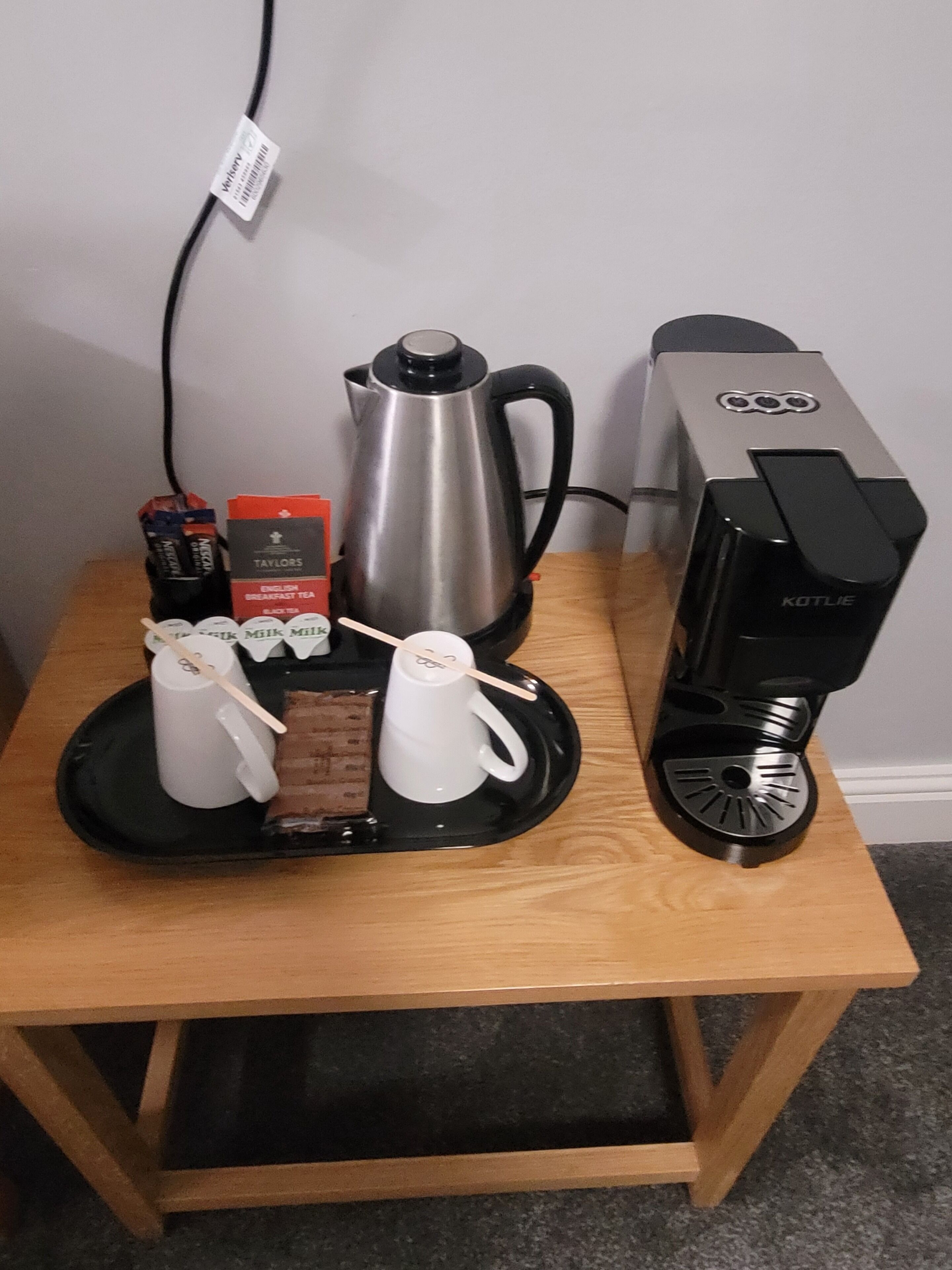 king superior room | coffee and/or coffee maker