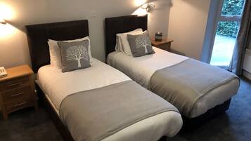 1 bedroom, hypo-allergenic bedding, desk, iron/ironing board