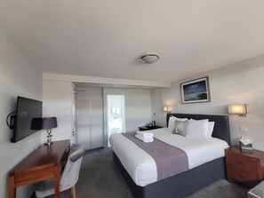 Hypo-allergenic bedding, desk, iron/ironing board, free WiFi - The Beeches Hotel and Leisure Club (Nottingham)