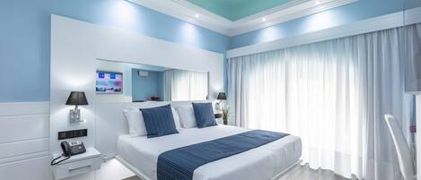 Deluxe-Doppelzimmer, Stadtblick | Bettwäsche aus ägyptischer Baumwolle, hochwertige Bettwaren