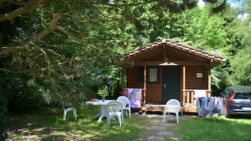 Chalet, gedeelde badkamer (Mini Isabelle) | Terras