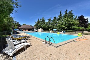 Seasonal outdoor pool, sun loungers