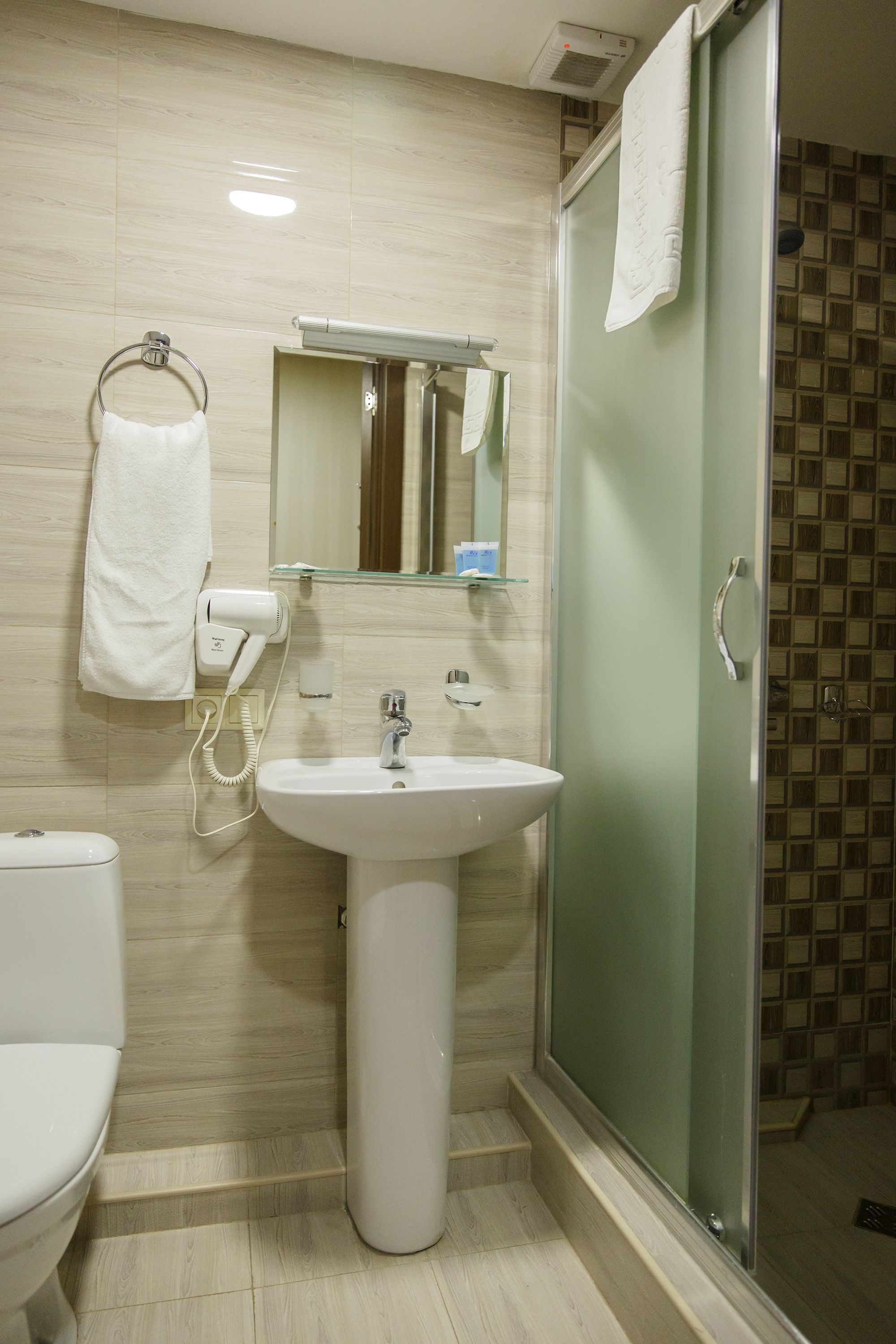 double room, balcony | bathroom | shower, free toiletries, hair dryer, bathrobes