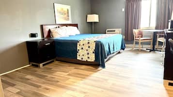 In-room safe, desk, iron/ironing board, free WiFi