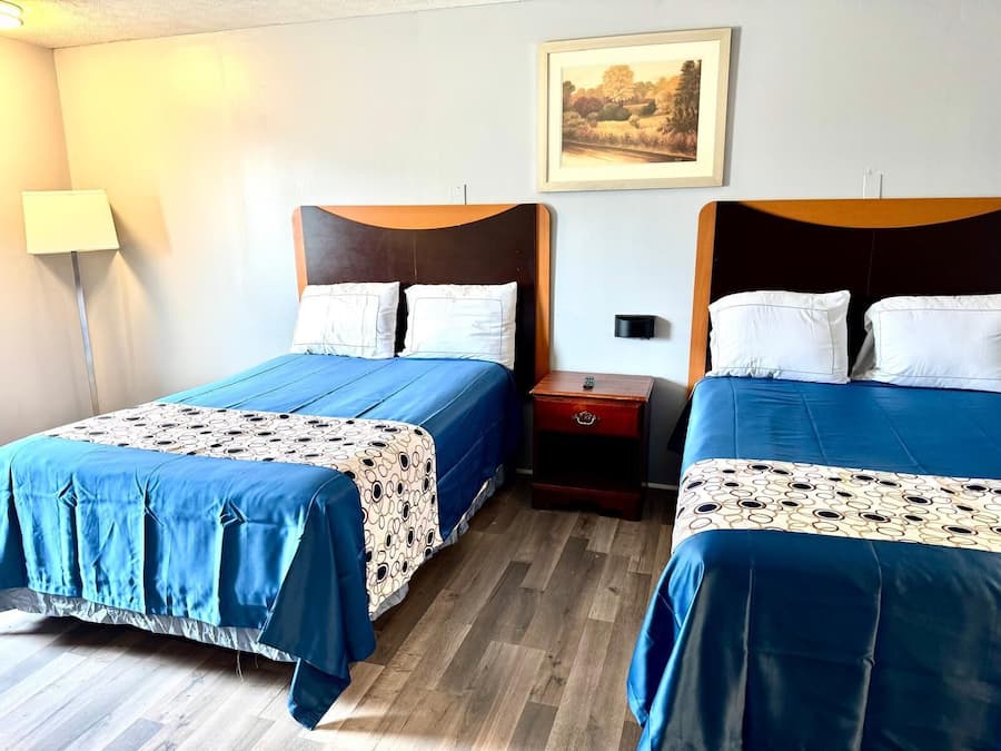 In-room safe, desk, iron/ironing board, free WiFi