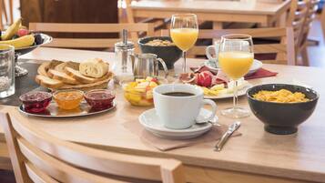 Dagelijks lokaal ontbijt inbegrepen
