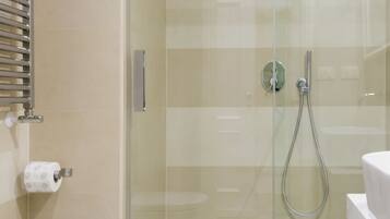 Ducha y cabezal de ducha tipo lluvia