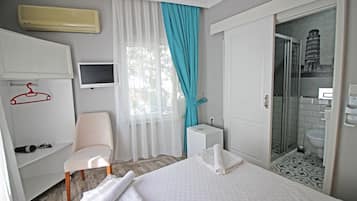 Habitació doble estàndard | Roba de llit d'alta qualitat, wifi gratuïta i roba de llit